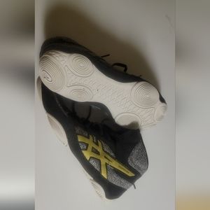 ASICS wrestling shoes
